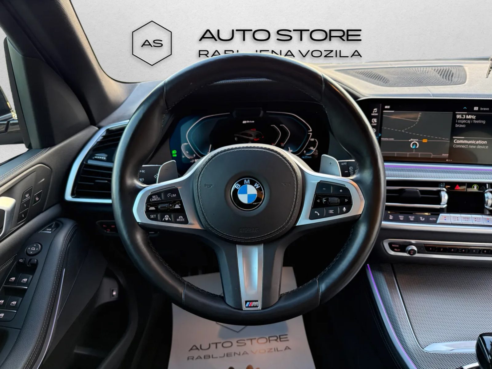 2021 BMW X5 M Sport — fotografija 29