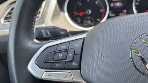 2023 Volkswagen Tiguan — sličica 11