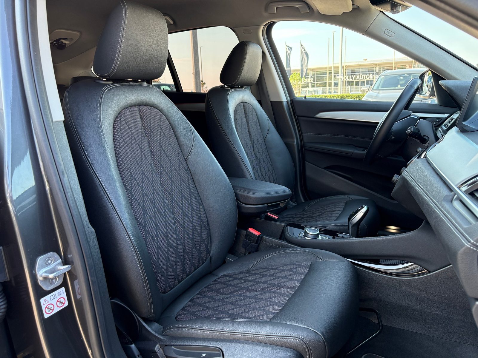 2020 BMW X1 — fotografija 12