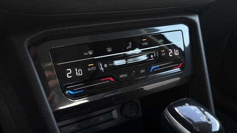 2022 Volkswagen Tiguan — fotografija 9