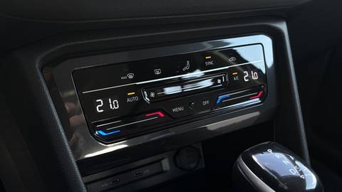 2022 Volkswagen Tiguan — sličica 9