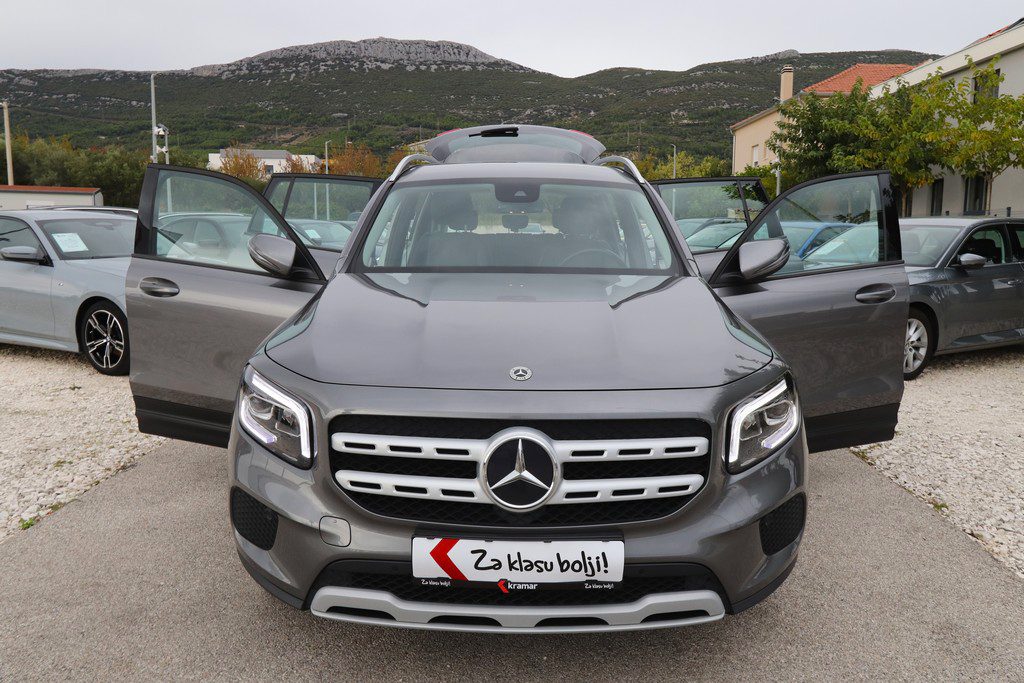 2022 Mercedes-Benz GLB — fotografija 13