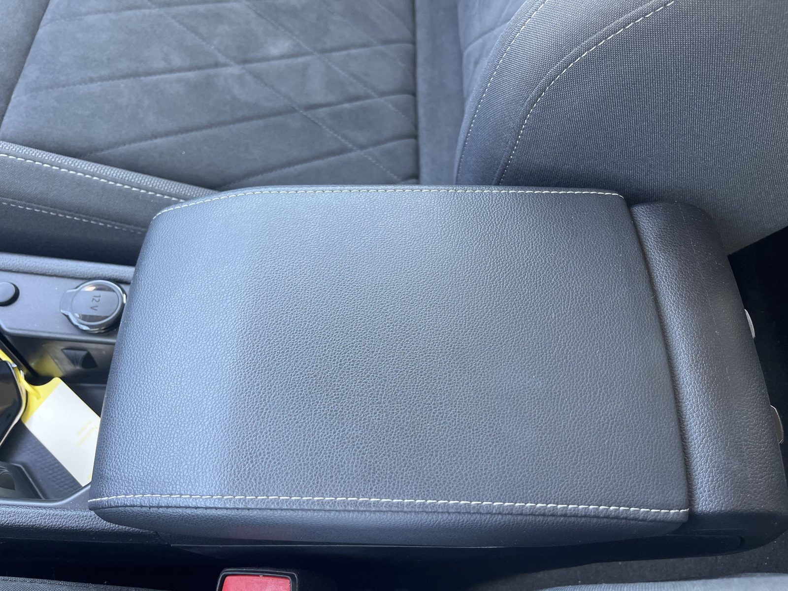 2024 Volkswagen Golf — fotografija 24