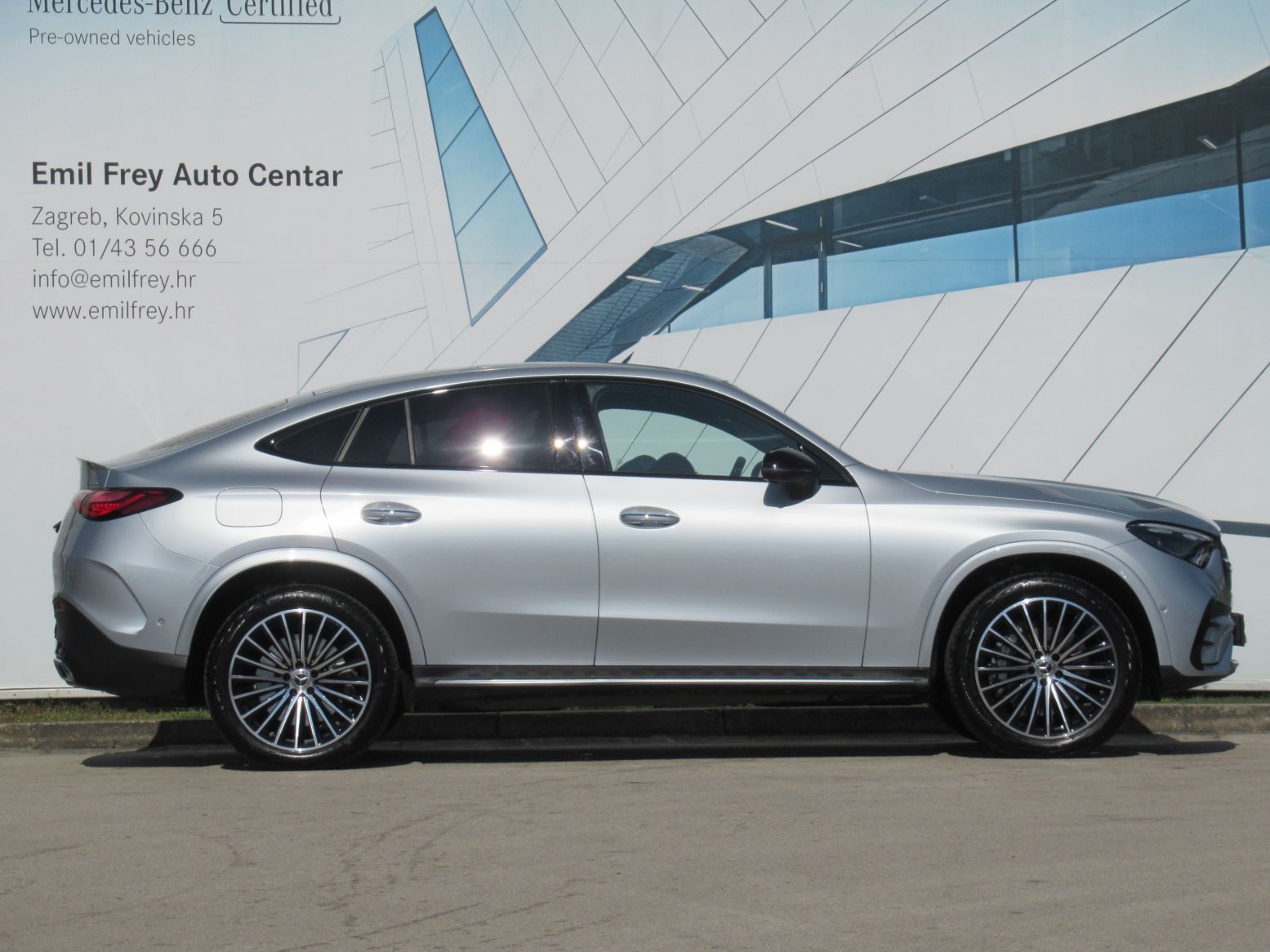2025 Mercedes-Benz GLC — fotografija 5