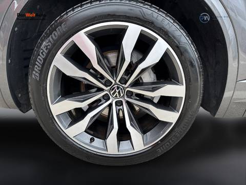 2023 Volkswagen Touareg R-Line — sličica 19