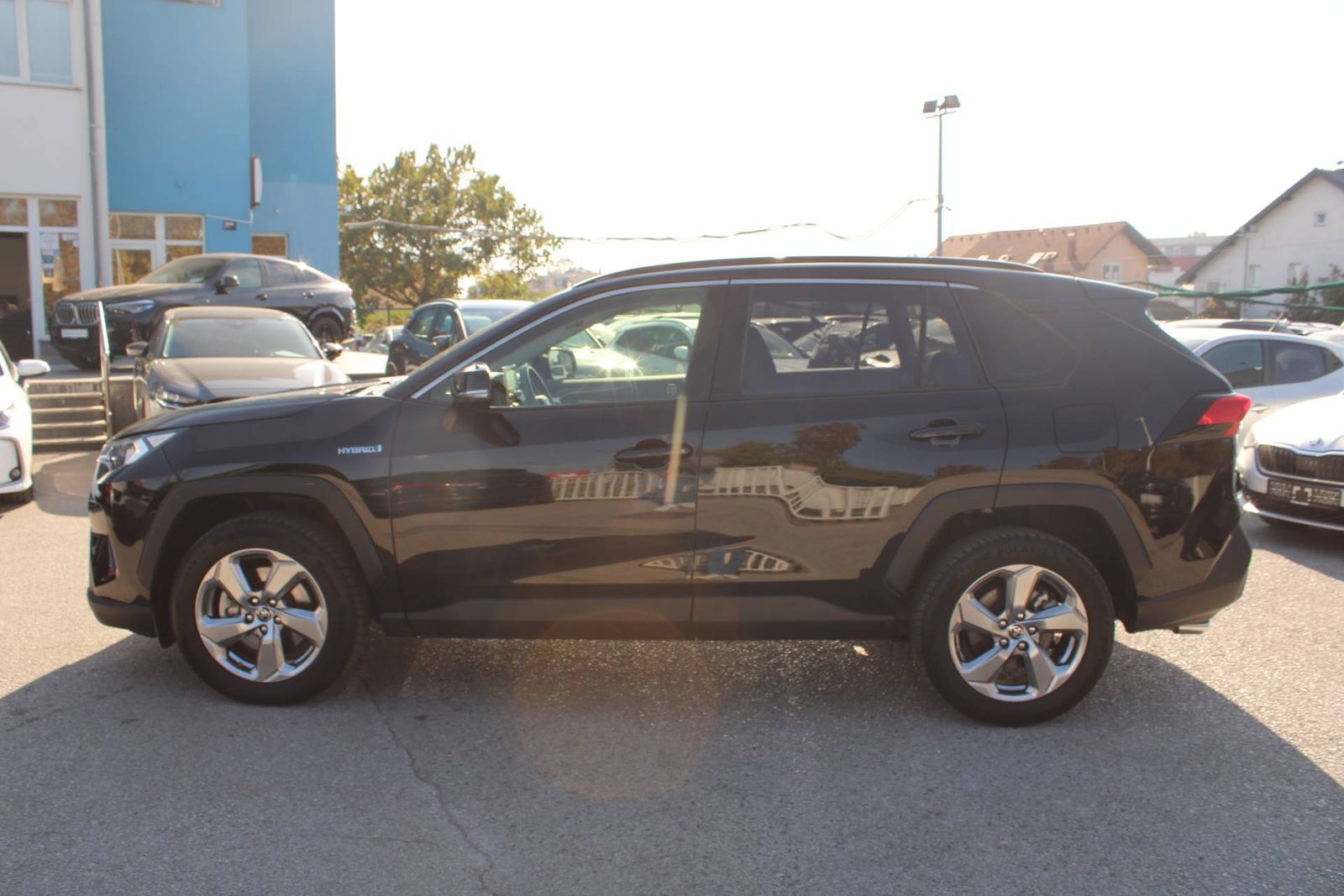 2022 Toyota RAV4 — fotografija 8