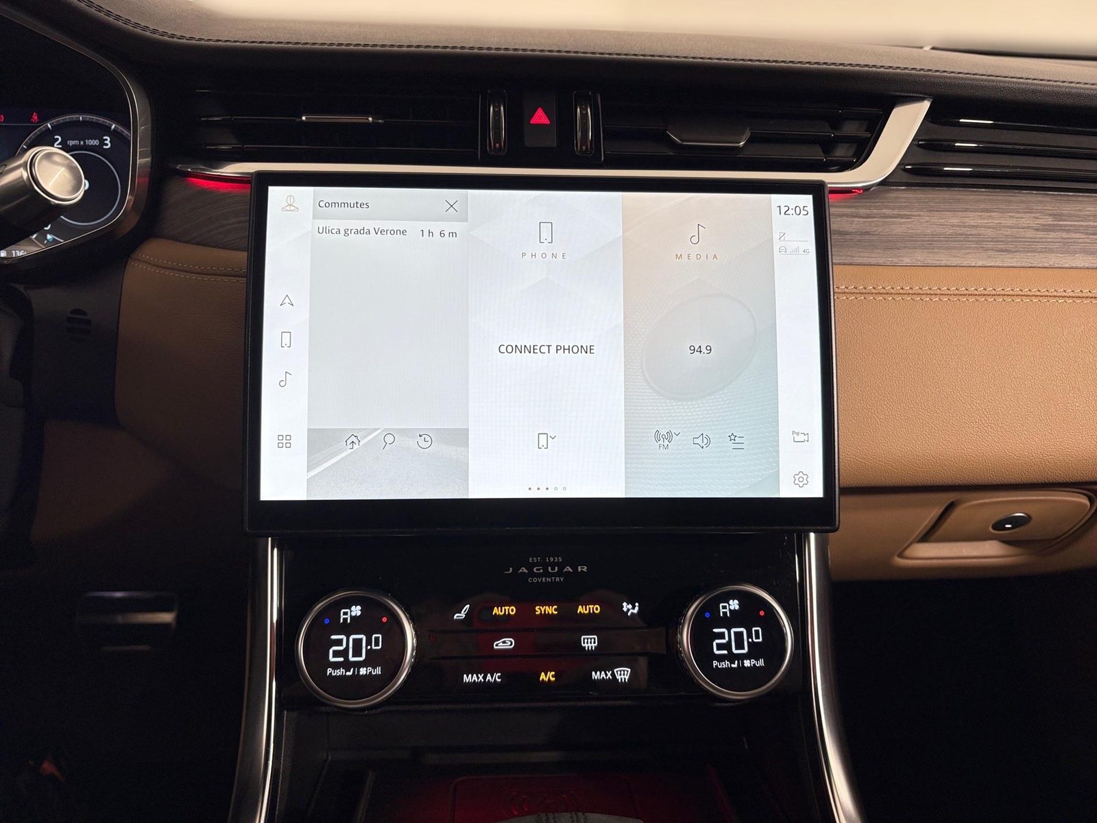2022 Jaguar XF — fotografija 18