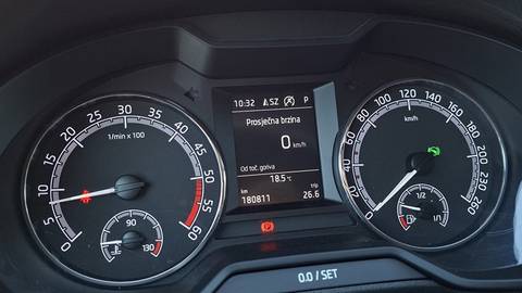 2018 Škoda Octavia — sličica 21