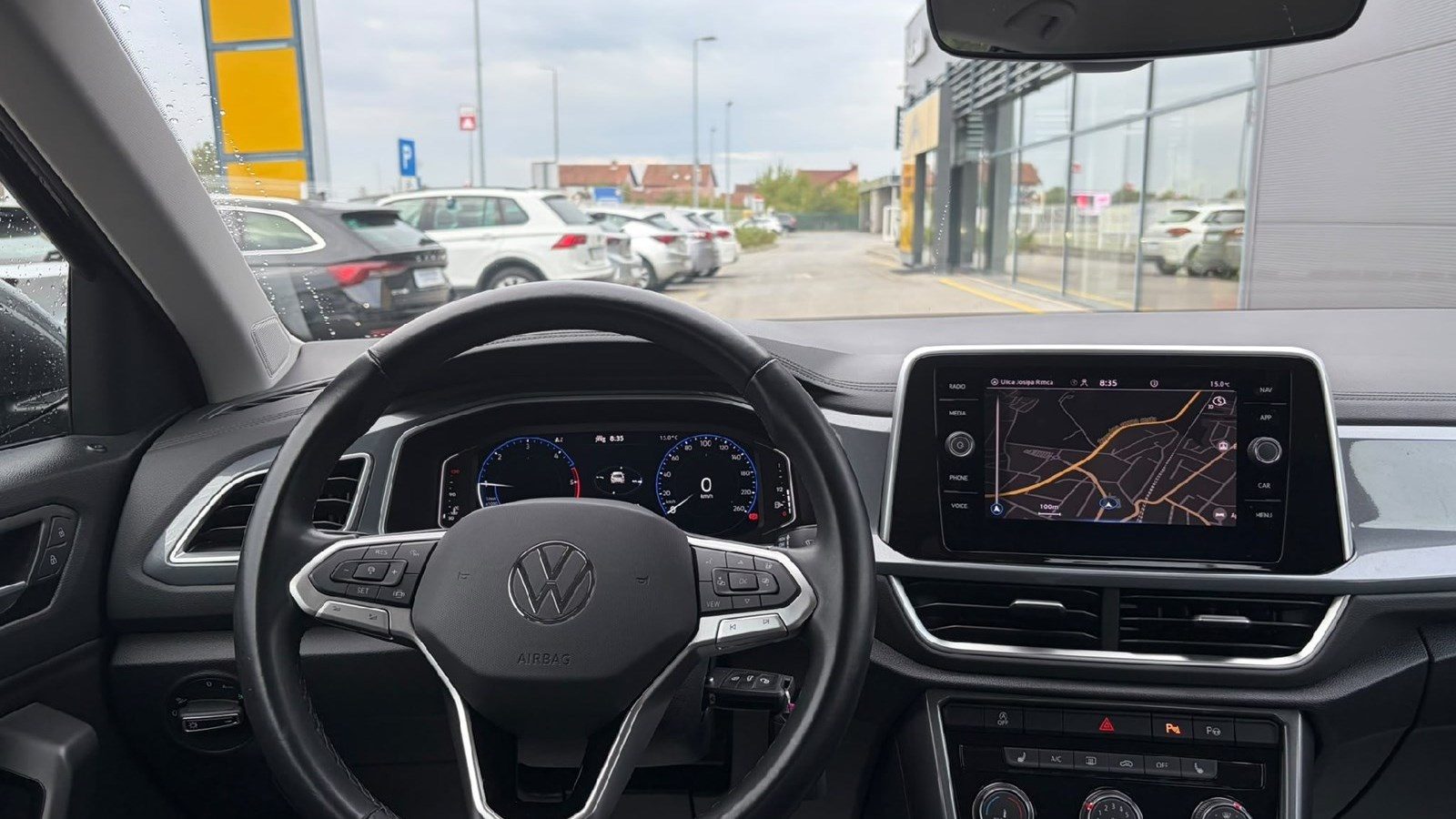2023 Volkswagen T-Roc — fotografija 19