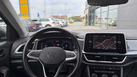 2023 Volkswagen T-Roc — sličica 19