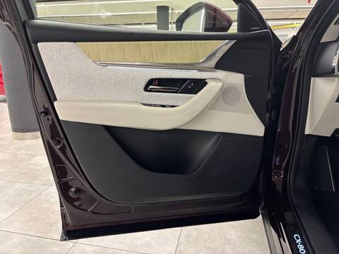 2025 Mazda CX-80 — sličica 14