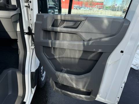 2019 Volkswagen Crafter — sličica 15