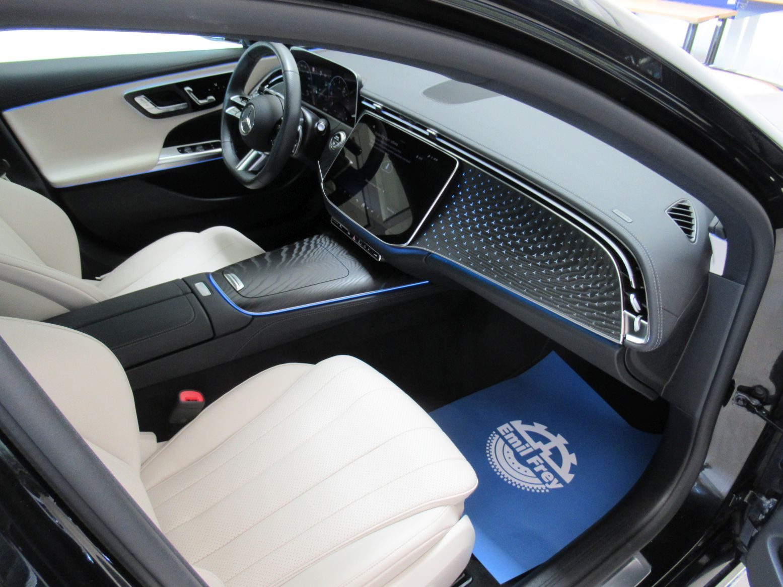 2025 Mercedes-Benz E-klasa AMG Line — fotografija 9