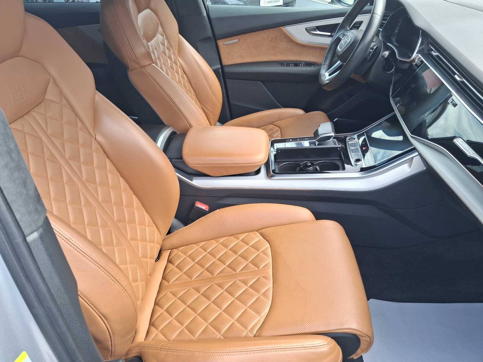 2021 Audi Q7 — fotografija 28
