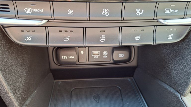 2019 Hyundai Santa — fotografija 13
