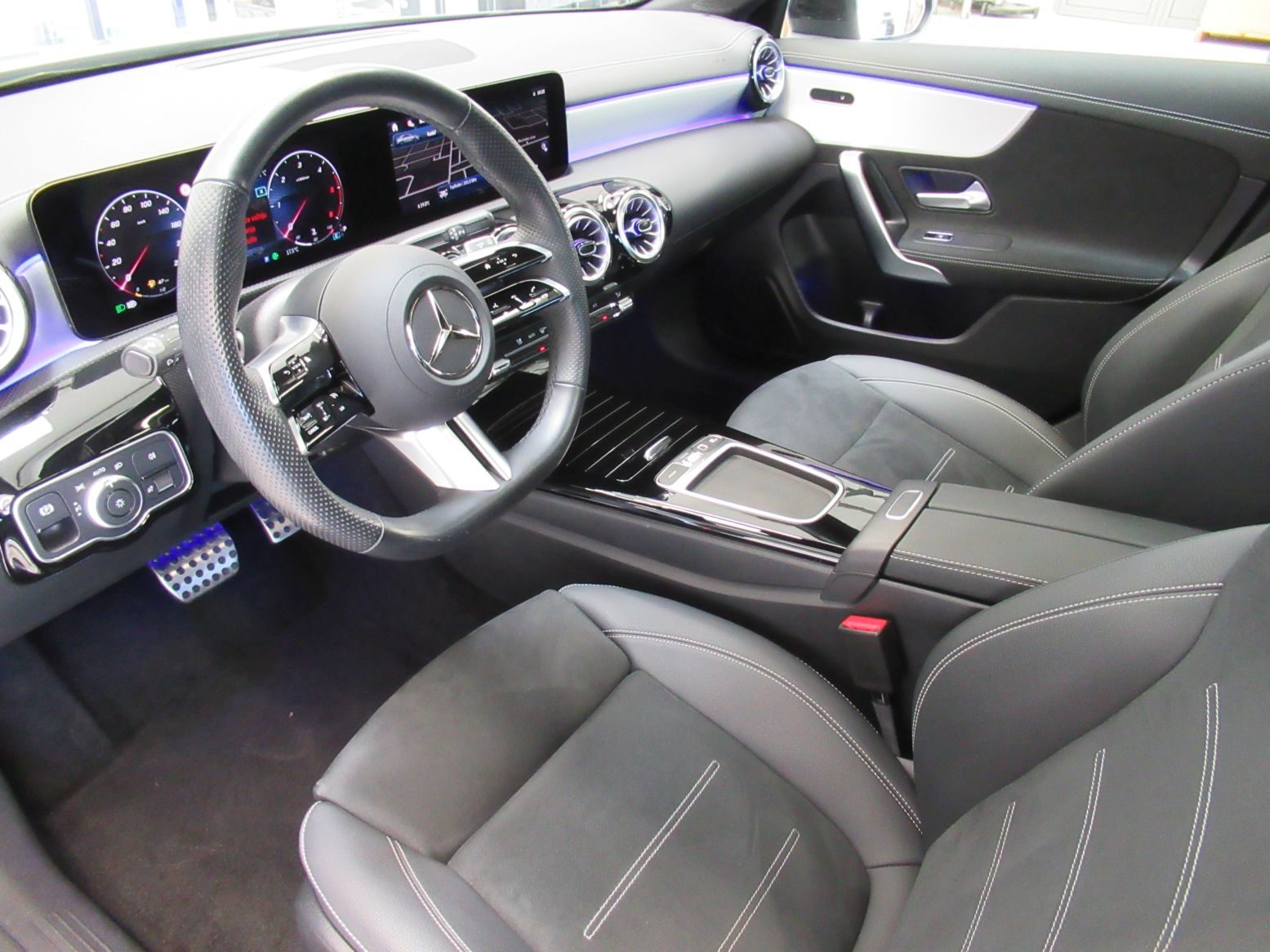 2025 Mercedes-Benz CLA — fotografija 17