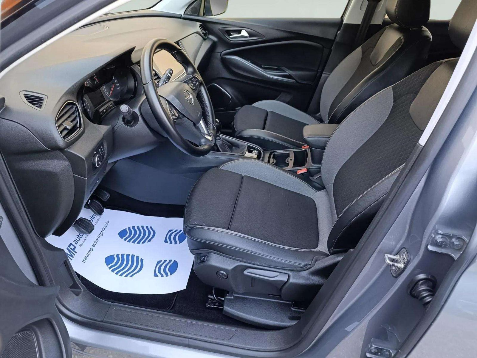 2019 Opel Grandland — fotografija 13