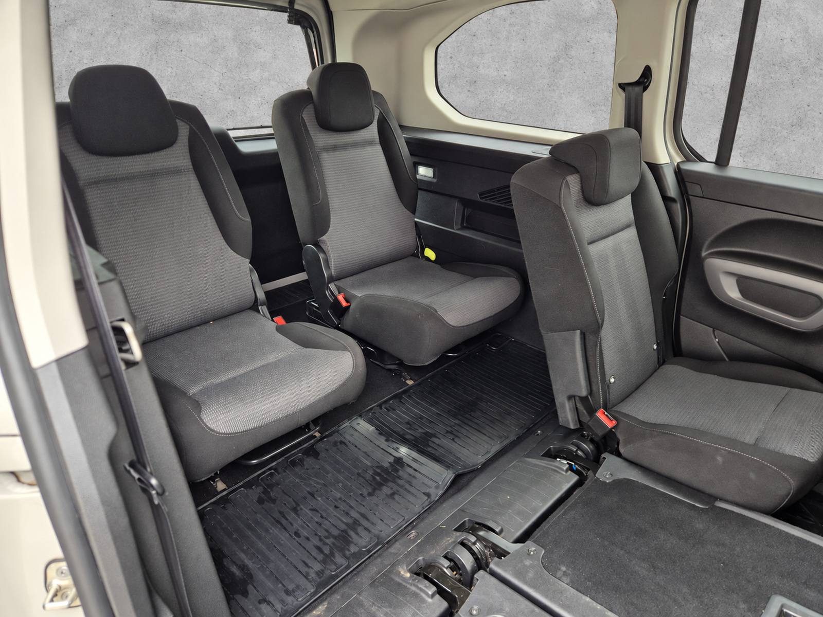 2022 Toyota Proace Verso — fotografija 20
