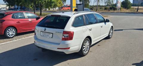 2016 Škoda Octavia — sličica 6