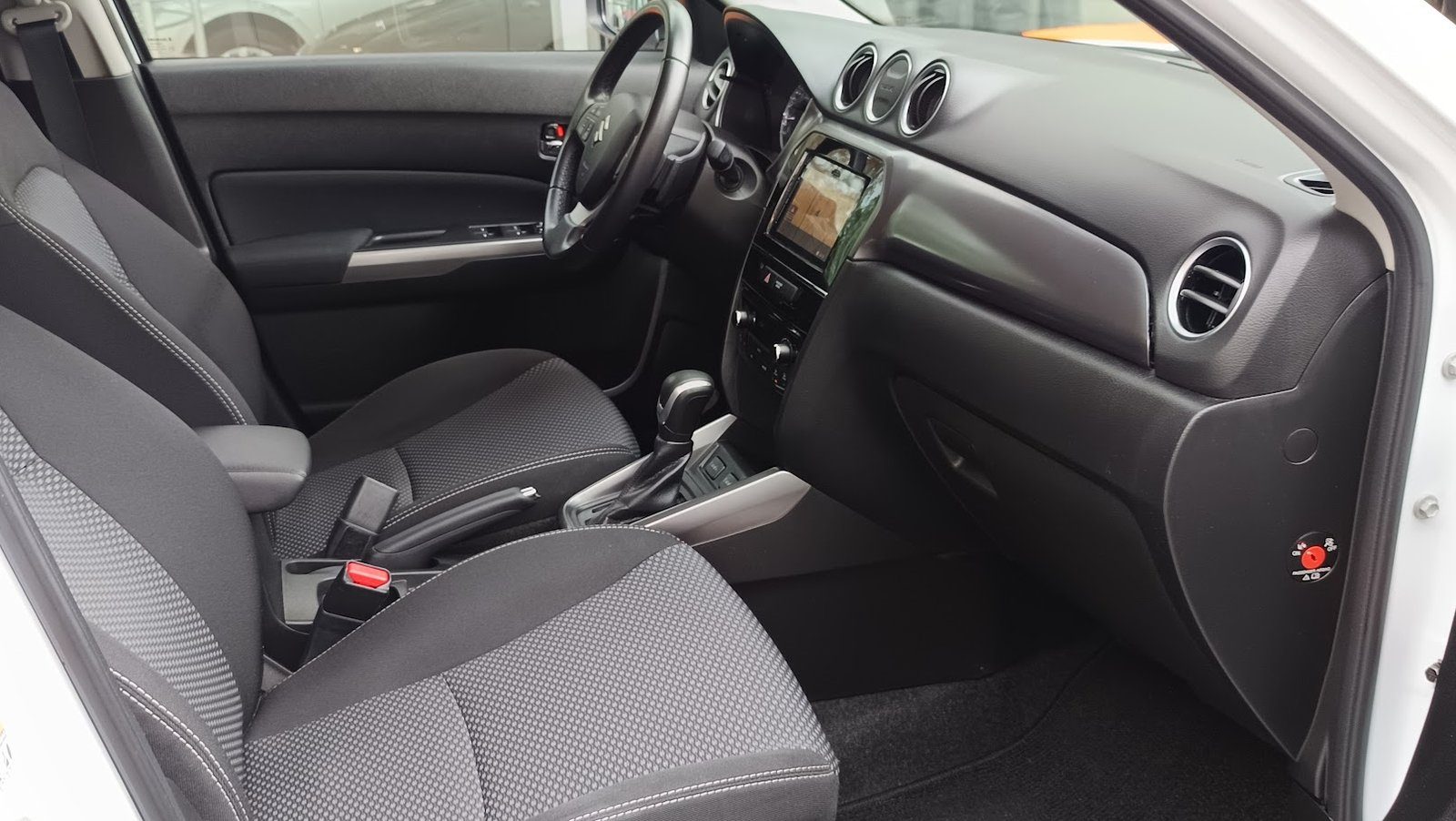 2023 Suzuki Vitara — fotografija 14