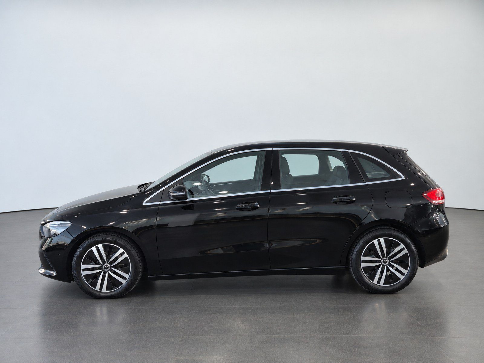 2022 Mercedes-Benz B-klasa — fotografija 9