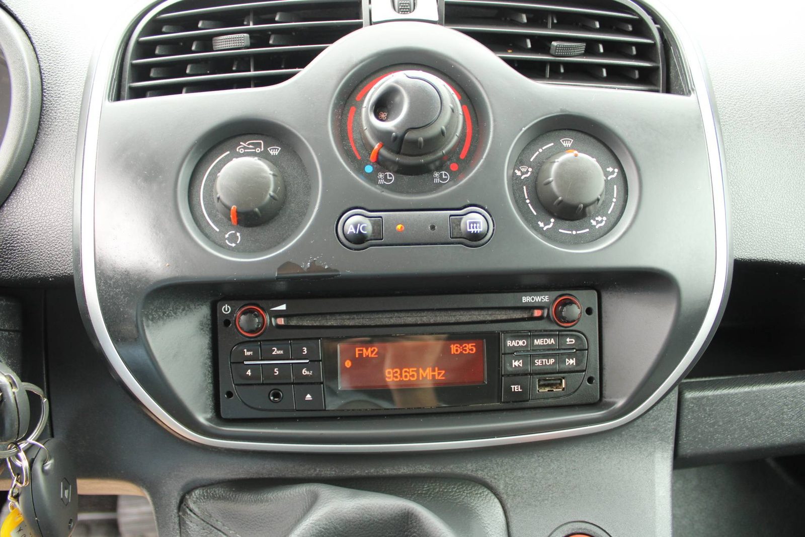 2021 Renault Kangoo — fotografija 12