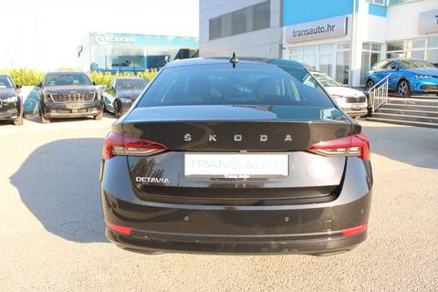2022 Škoda Octavia — sličica 6
