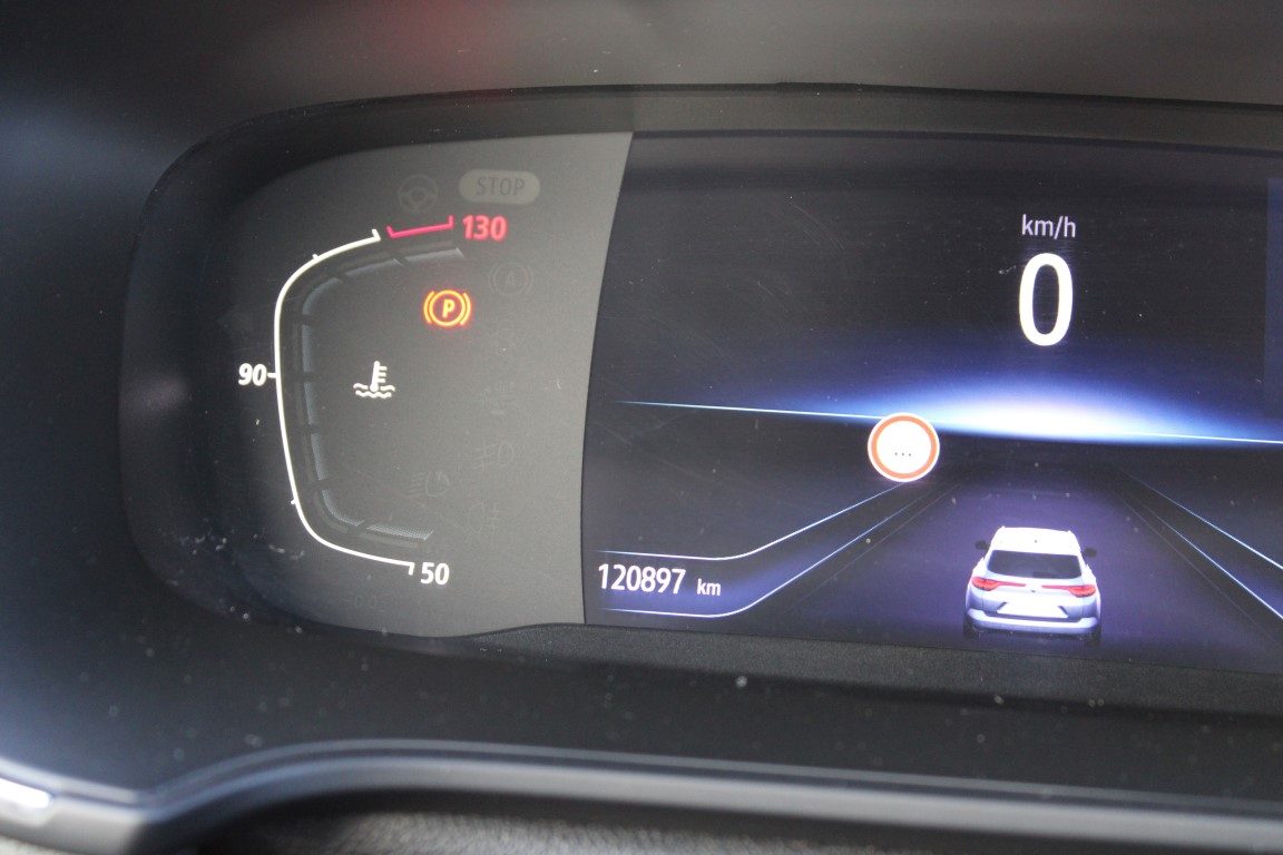 2021 Renault Megane Grandtour — fotografija 12