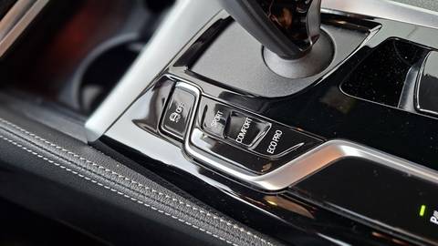 2023 BMW Serija 5 — sličica 11