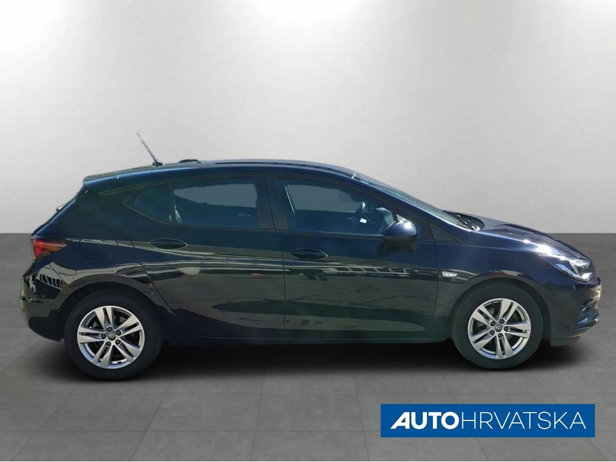 2019 Opel Astra — fotografija 5