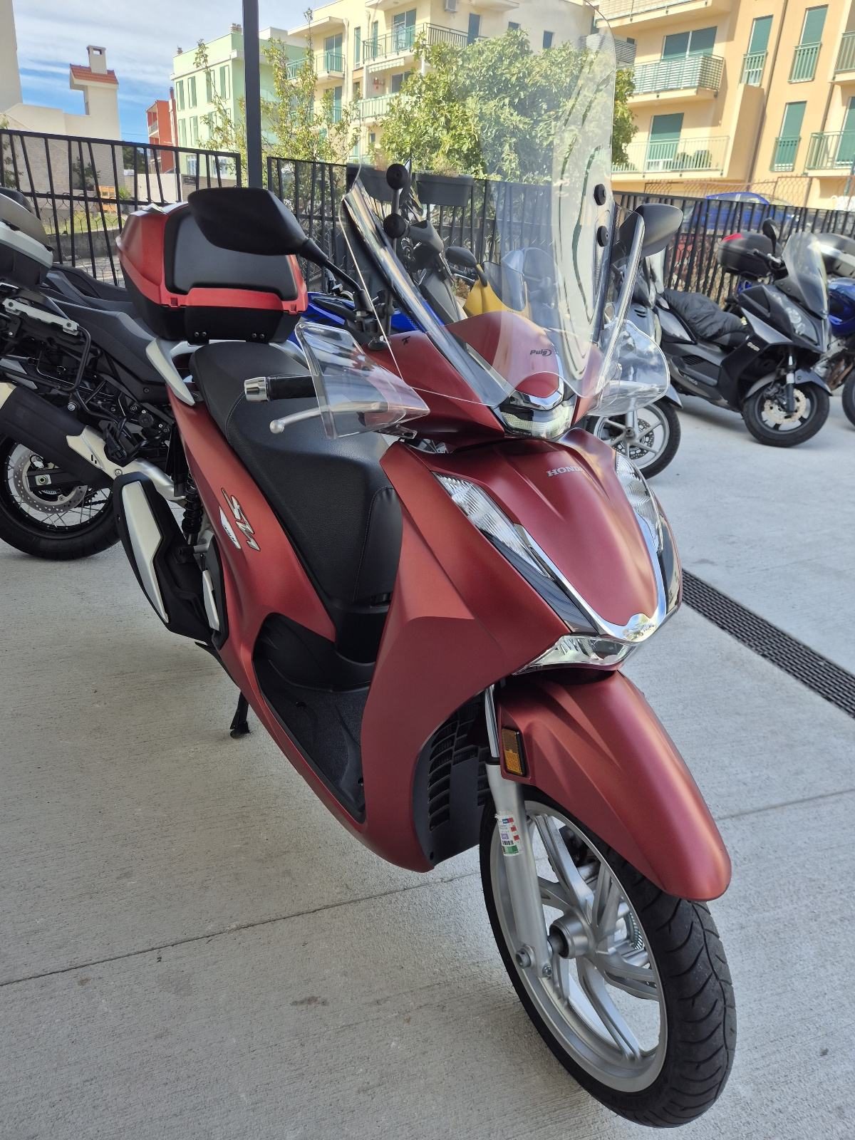 2022 Honda SH350 — fotografija 8