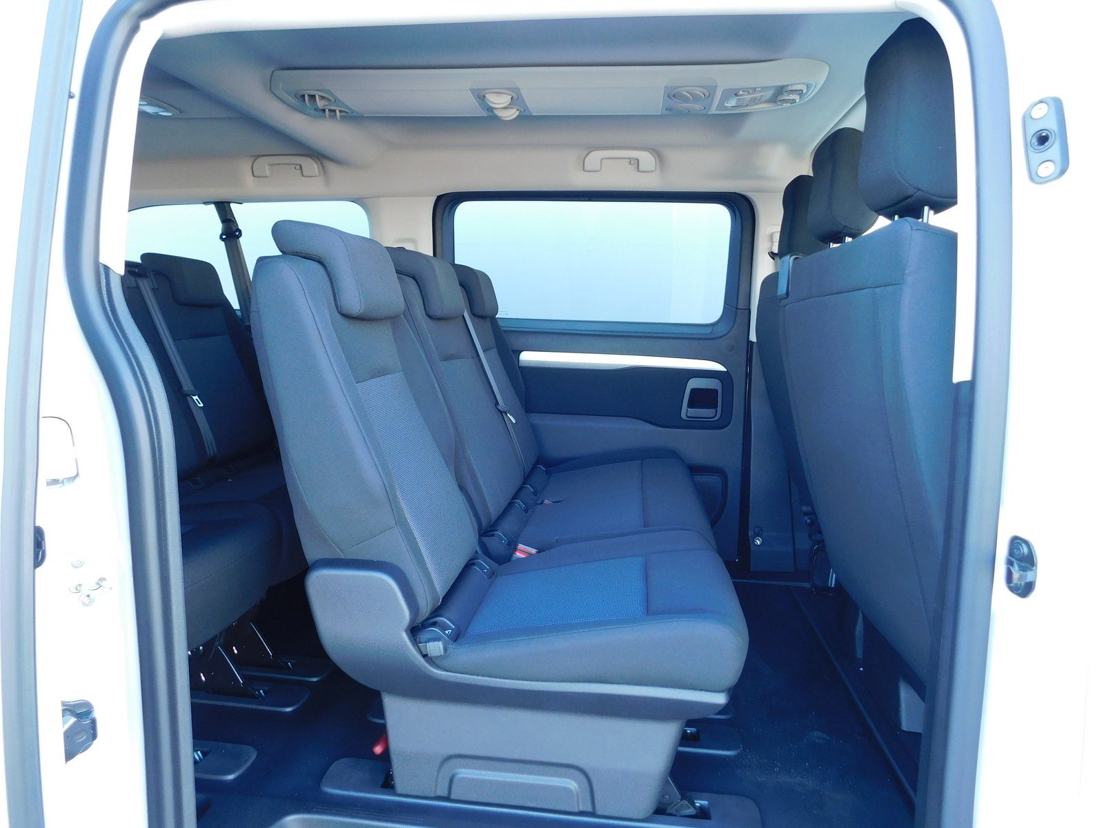 2022 Opel Zafira — fotografija 10