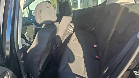 2008 Peugeot 308 — sličica 16