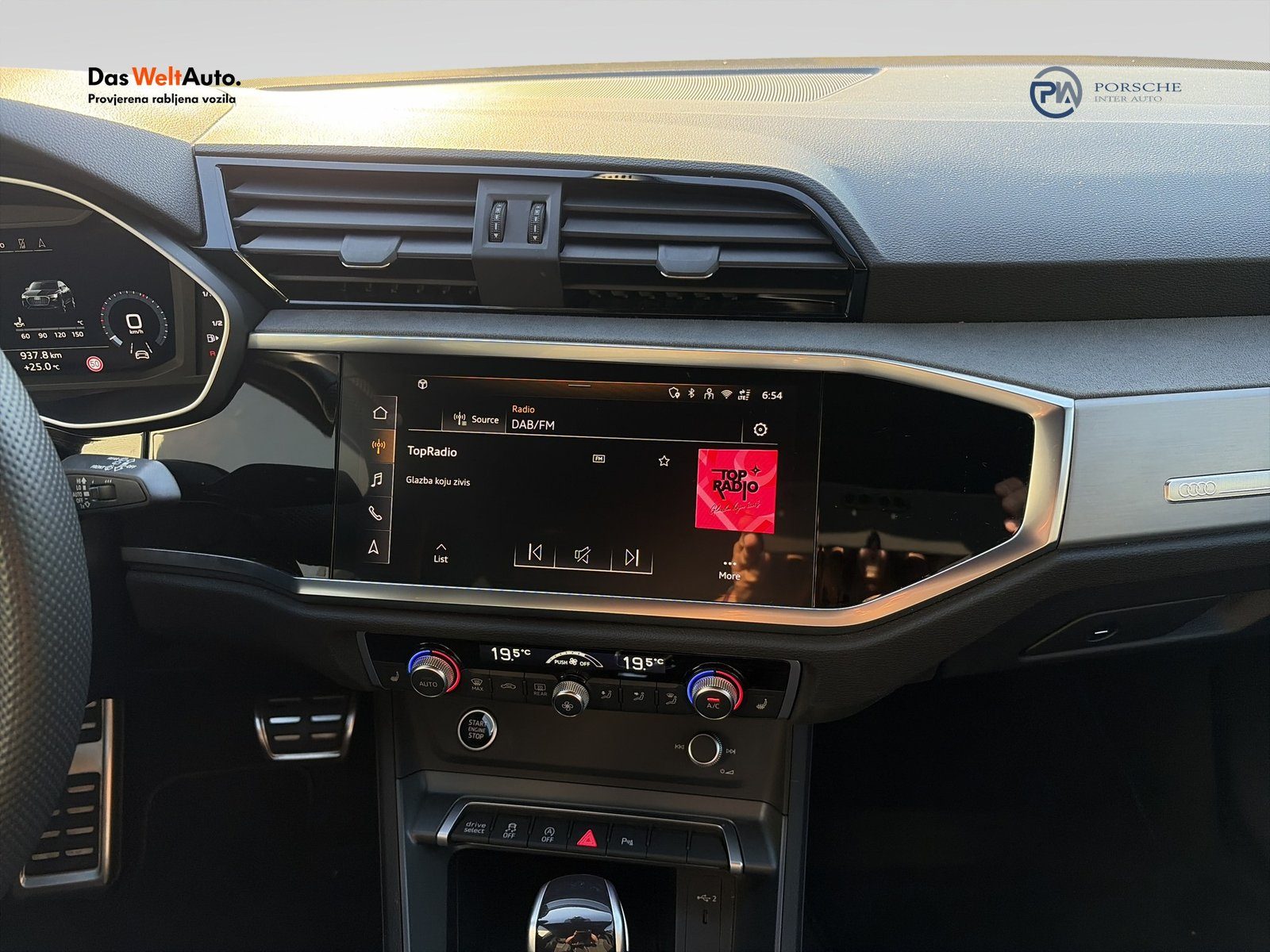 2025 Audi Q3 Sportback S line — fotografija 16