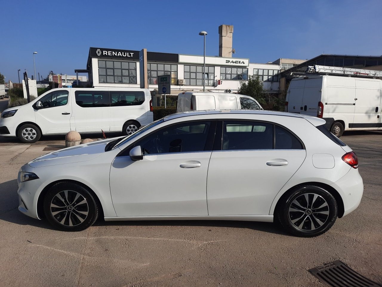2021 Mercedes-Benz A-klasa — fotografija 12