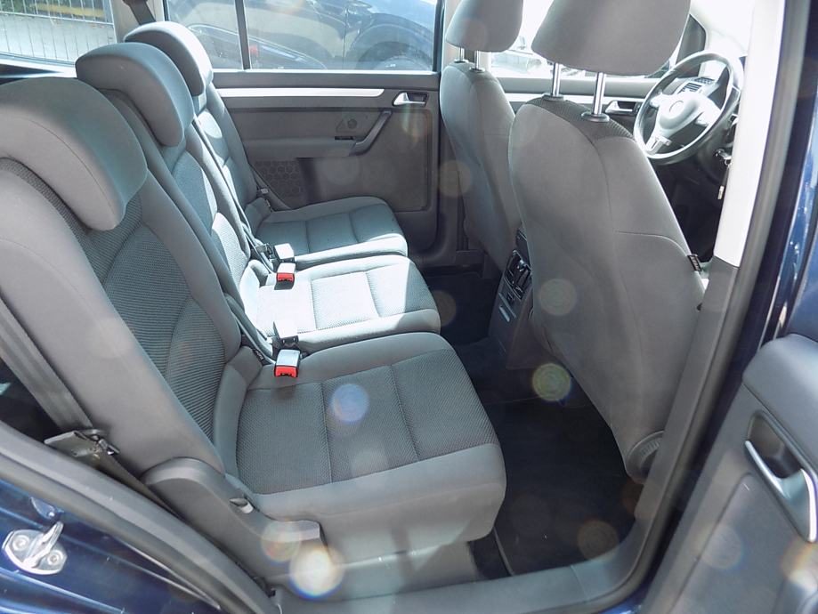 2014 Volkswagen Touran — fotografija 13