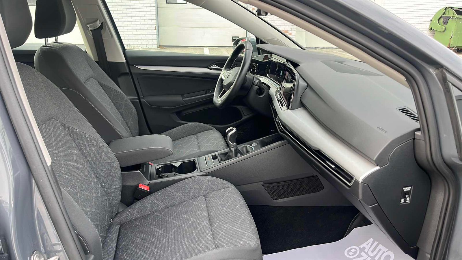 2021 Volkswagen Golf — fotografija 9