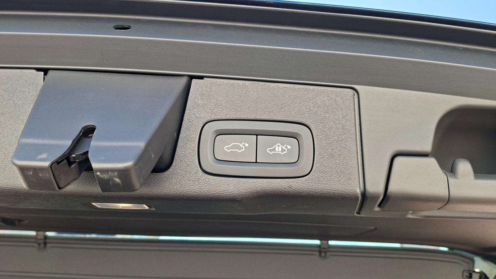 2022 Volvo XC60 — fotografija 20
