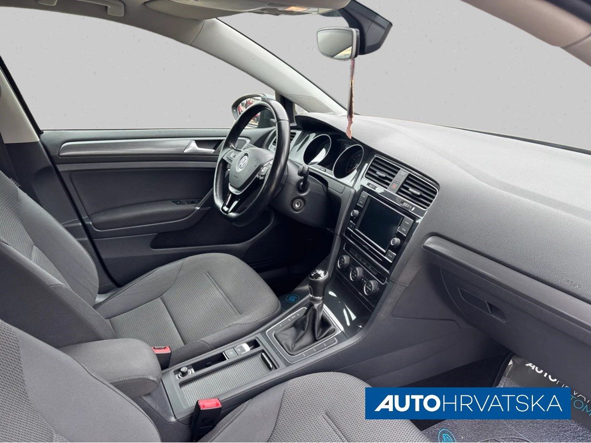 2019 Volkswagen Golf vii — fotografija 17