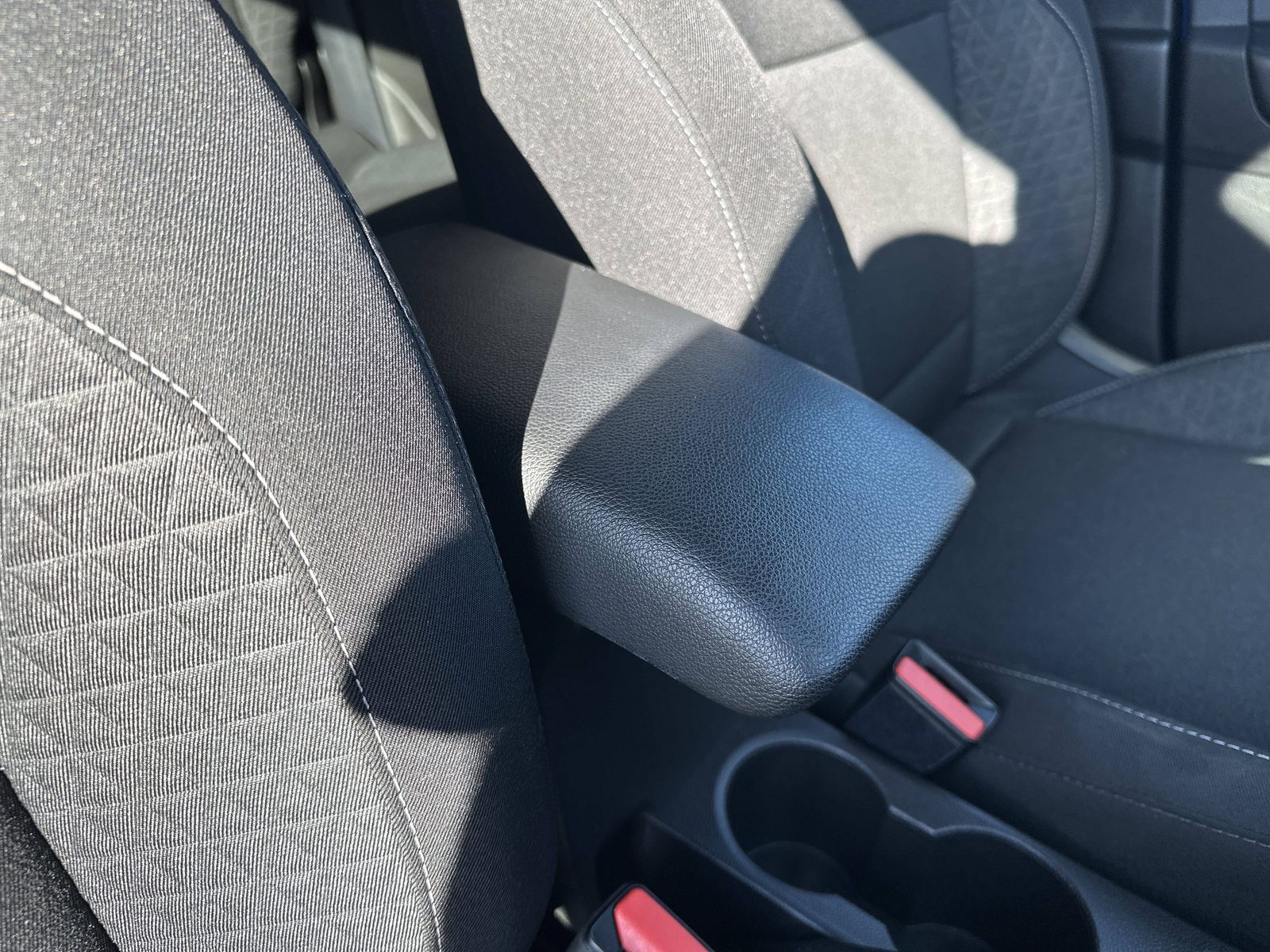 2024 Renault Captur — fotografija 24