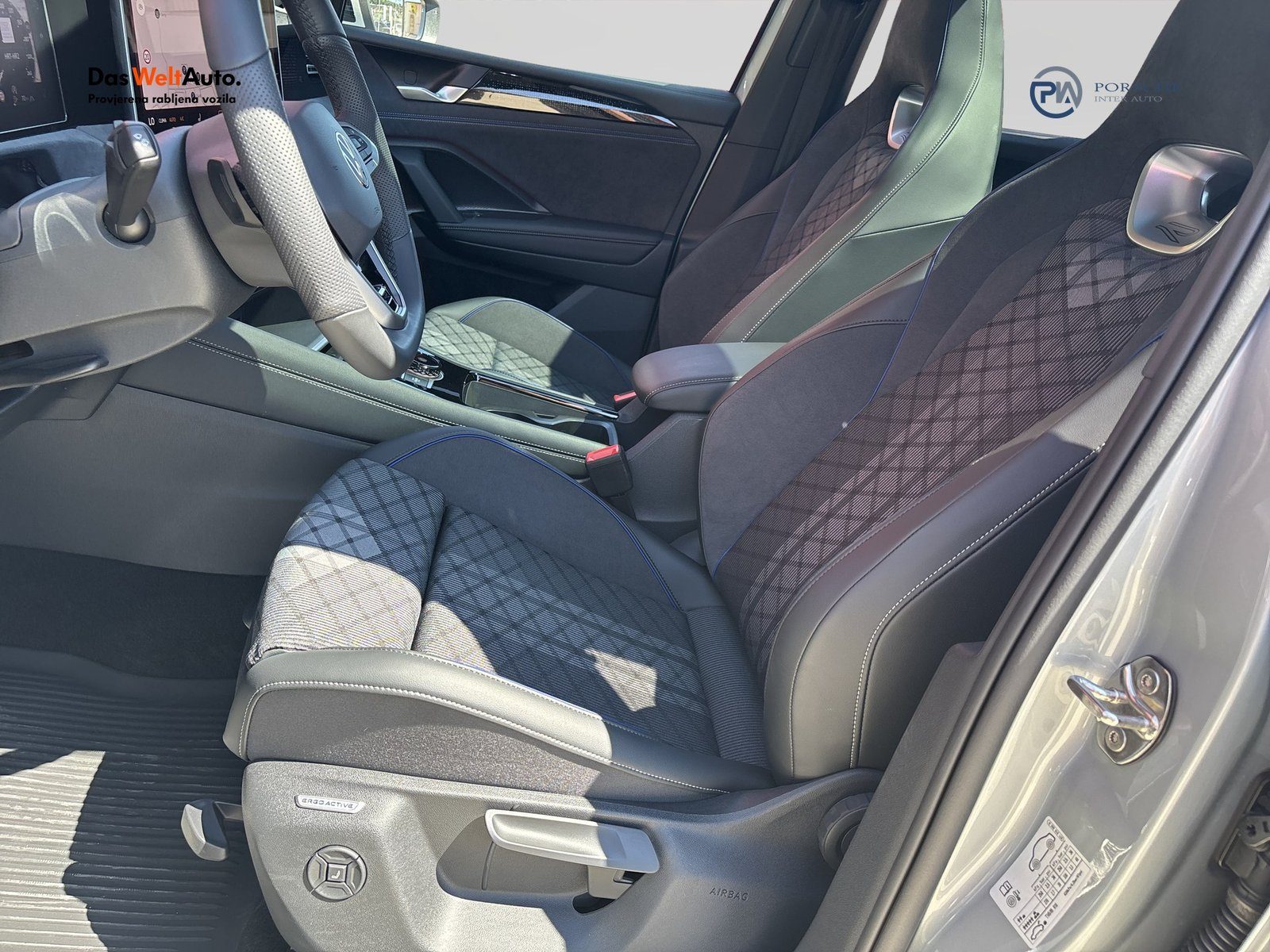 2026 Volkswagen Tiguan R-Line — fotografija 12