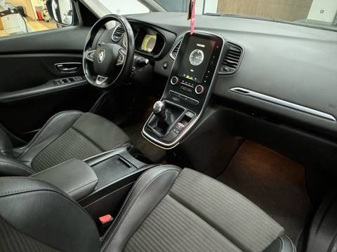 2017 Renault Scenic — sličica 19