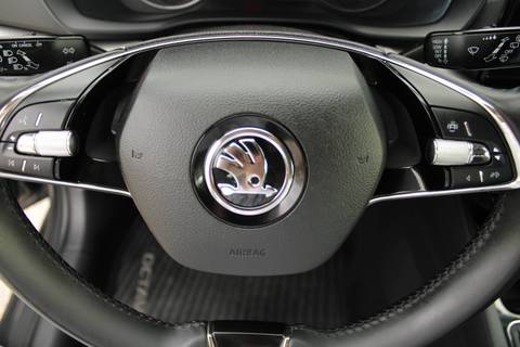 2022 Škoda Octavia Combi — sličica 16