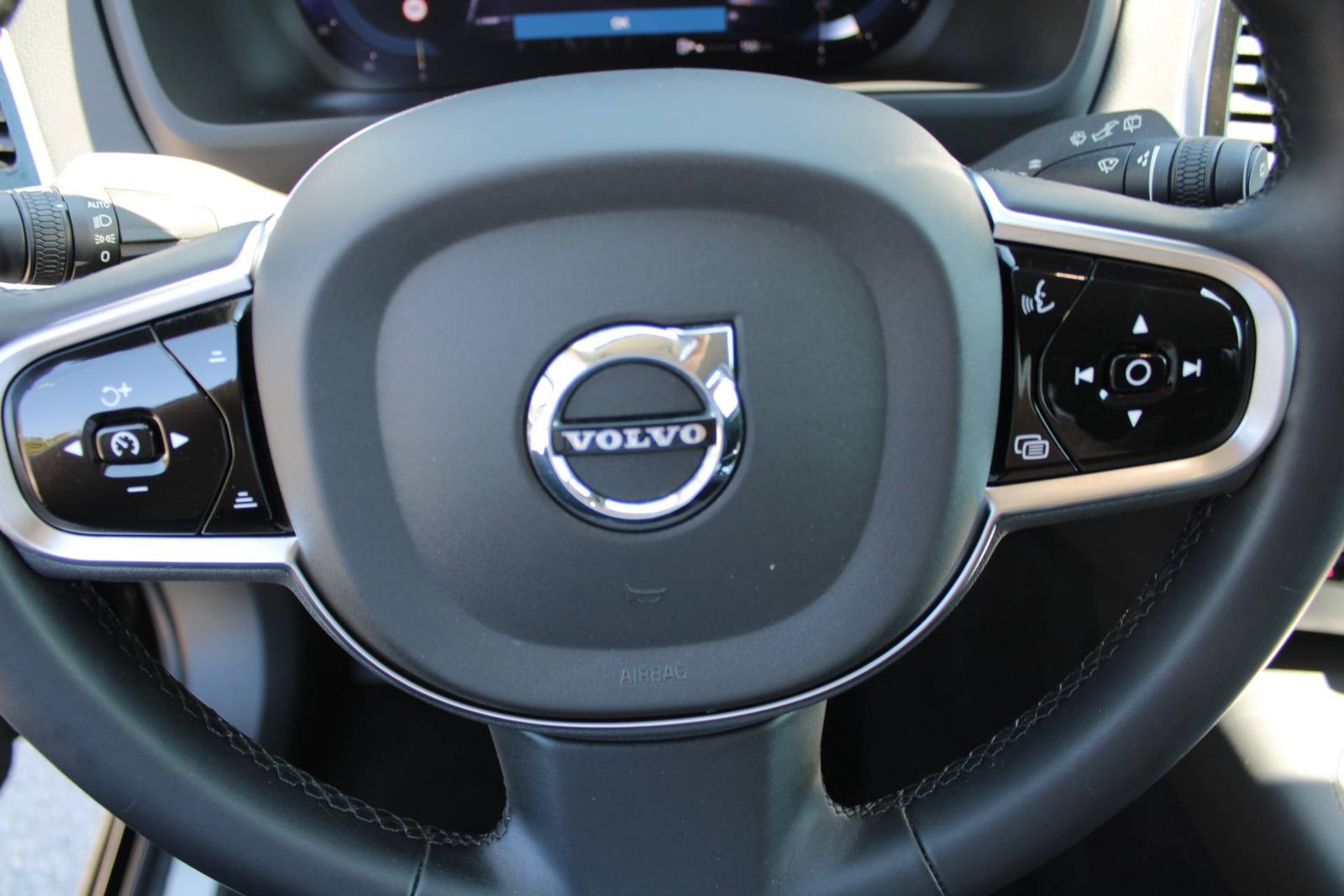 2023 Volvo XC90 — fotografija 19