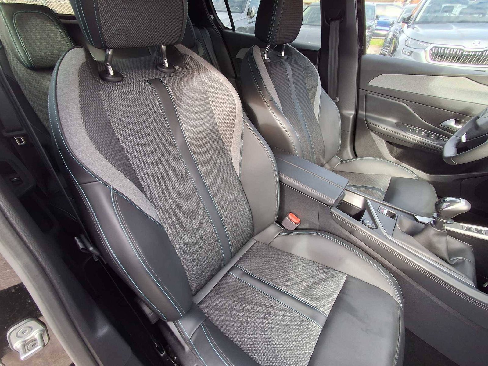2024 Peugeot 308 — fotografija 22