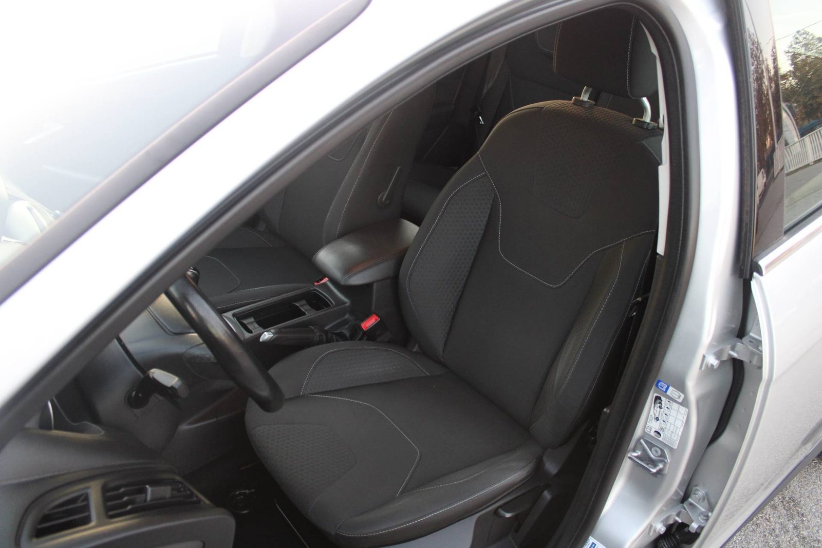 2016 Ford Focus karavan — fotografija 10