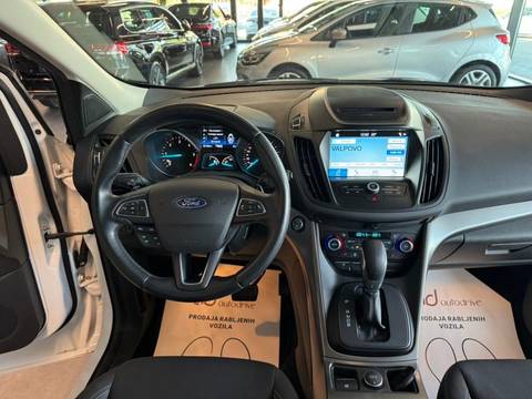 2018 Ford Kuga — sličica 17