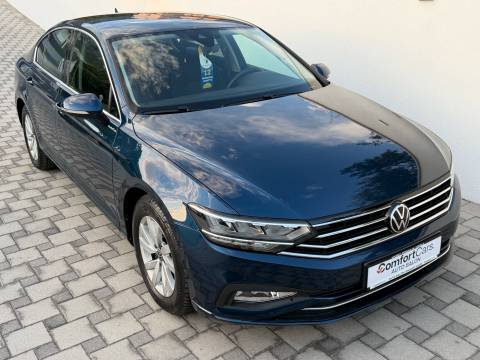 2021 Volkswagen Passat — sličica 4