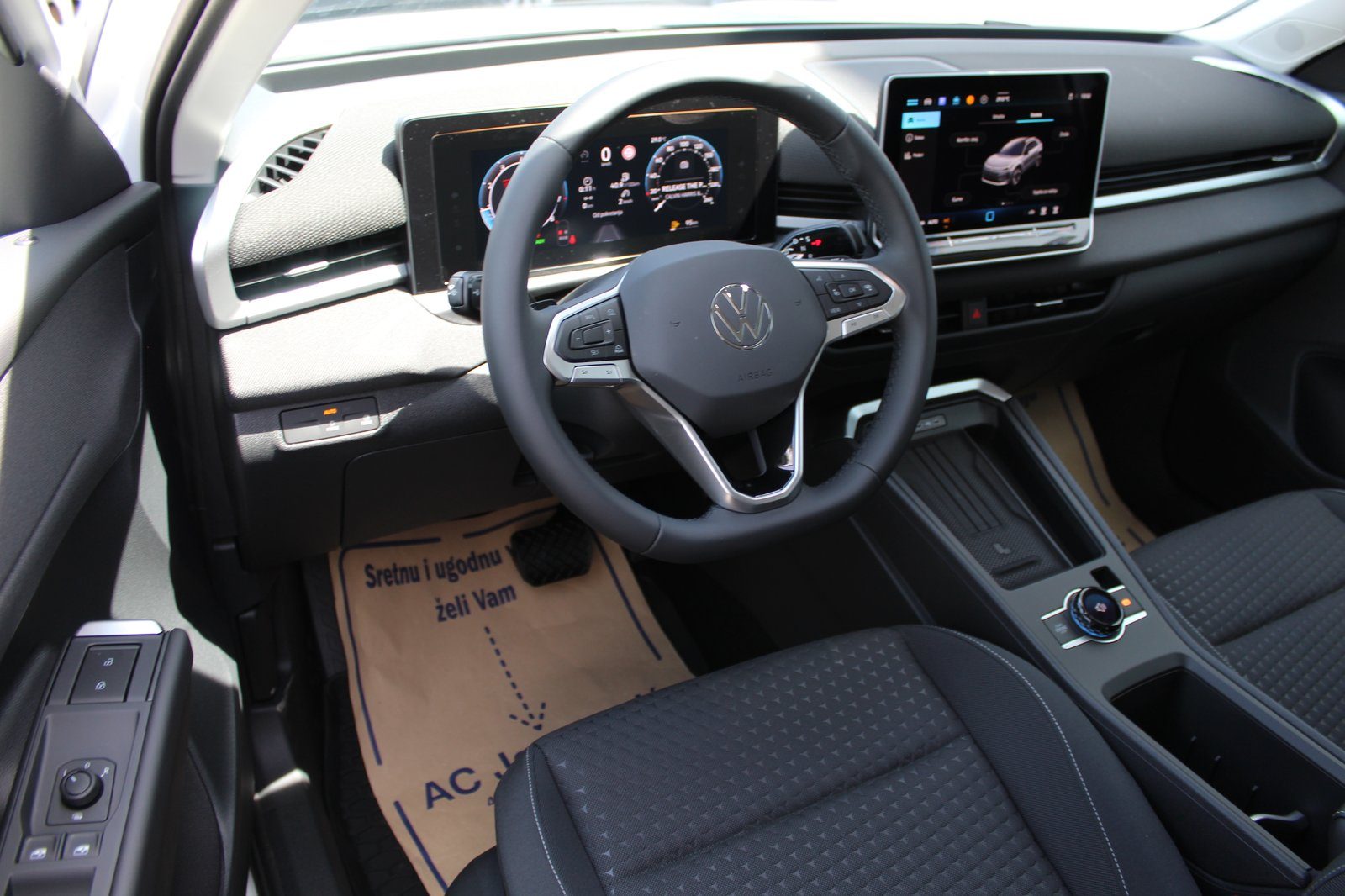2026 Volkswagen T-Roc — fotografija 8