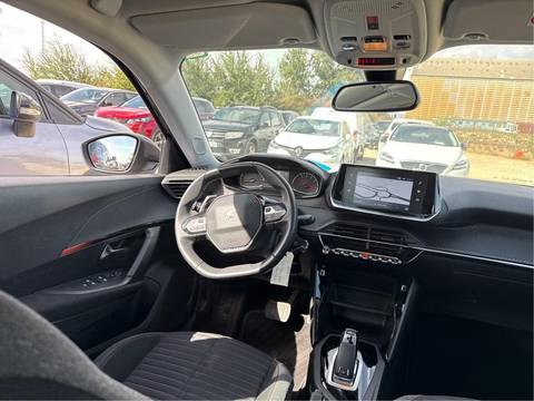 2021 Peugeot 2008 — sličica 4